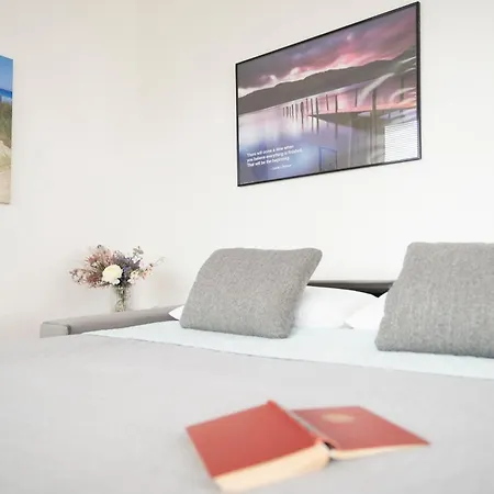 Apartment Strandhotel Kleine Krabbe